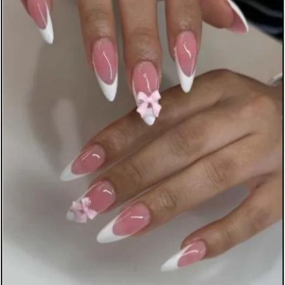 Sophisticated Pink and White Press-On Nails with 3D Floral Design - Picture 1 of 1